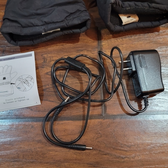 Heated Gloves - Picture 4 of 9